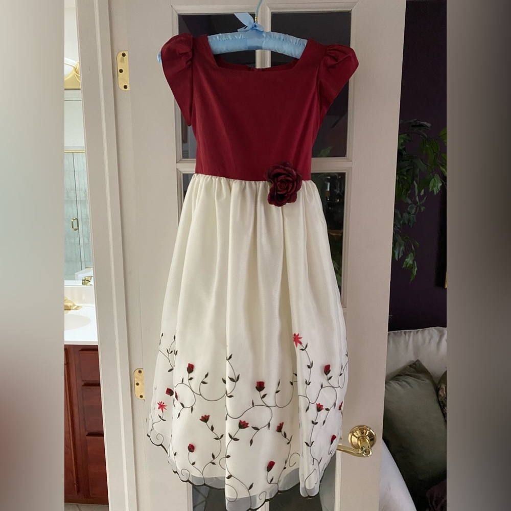 Crimson Vintage Dimples dress